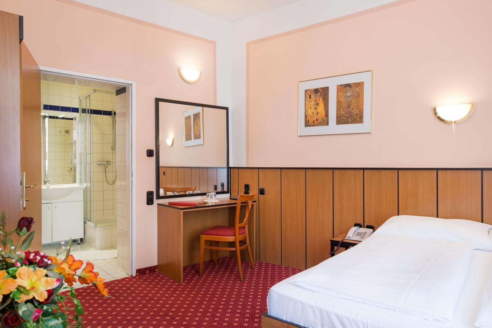 Hotel Garten- Und Kunsthotel Gabriel Wien